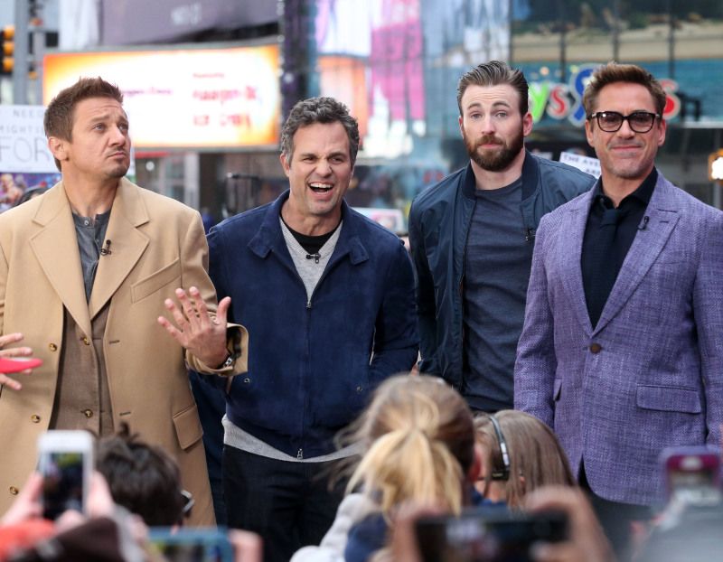 Les Avengers dans Avengers : L'Ère d'Ultron