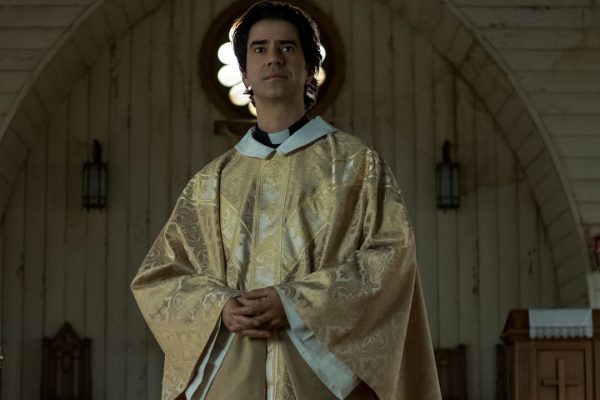 Sermons de minuit, l'une des séries de Mike Flanagan sur Netflix